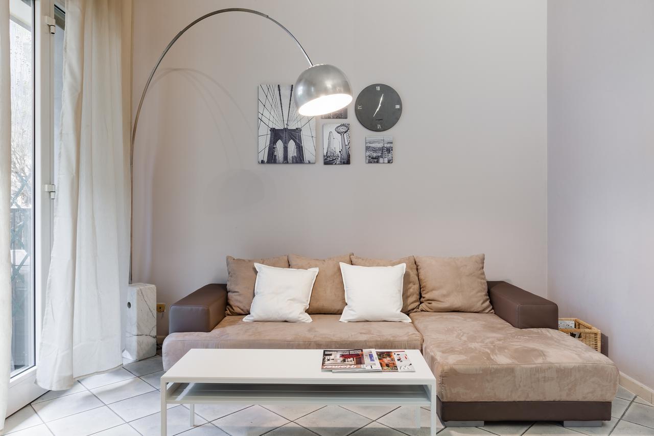 Italianway Coluccio Salutati Apartment Milan Bagian luar foto